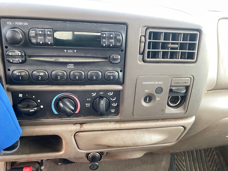 2004-ford-f350-image-57