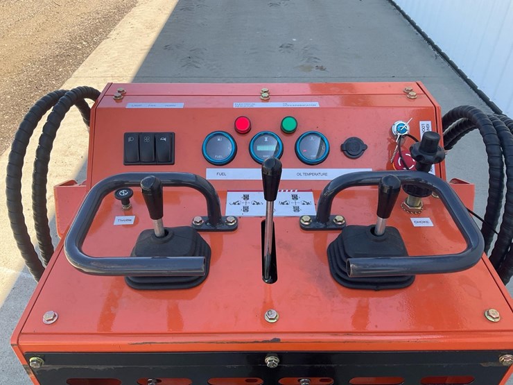#1050-•-2025-landhero-ldh-t460-mini-skid-steer-image-19