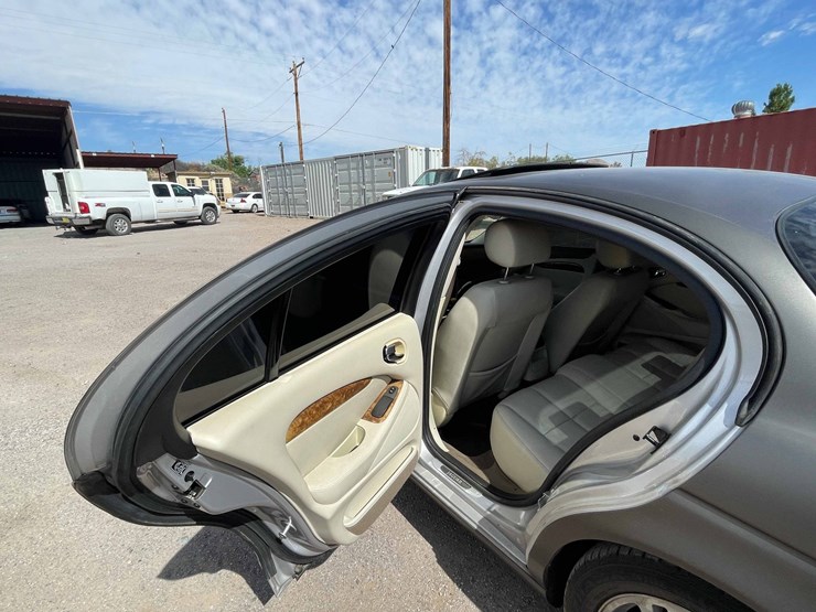 #211-•-2005-jaguar-s-type-passenger-car-(has-a-nm-title)-image-21