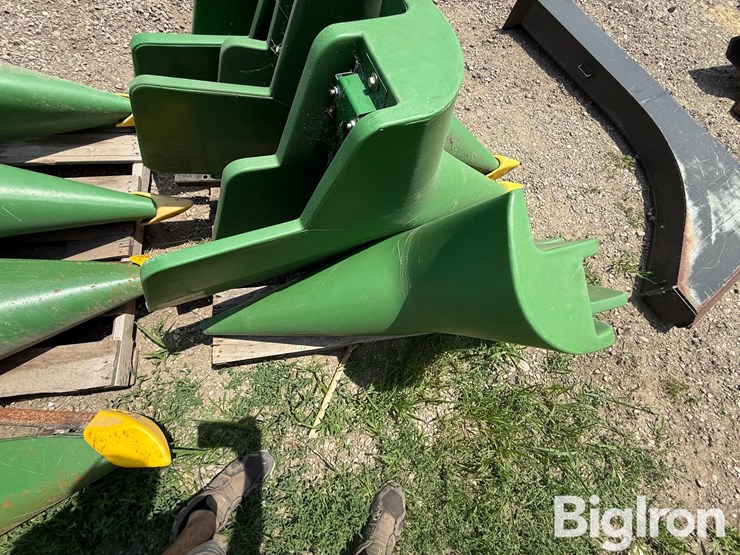 john-deere-platform-head-end-snouts-image-7