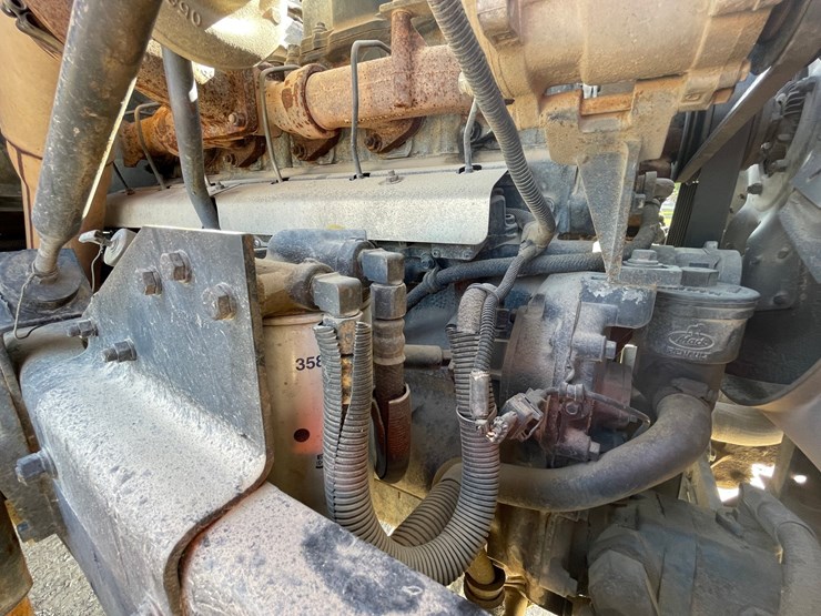 #6152-•-2002-mack-rd-model-fuel-tanker-truck-(has-title)-image-68