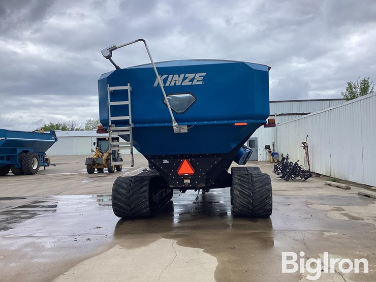 2012-kinze-1100-image-6