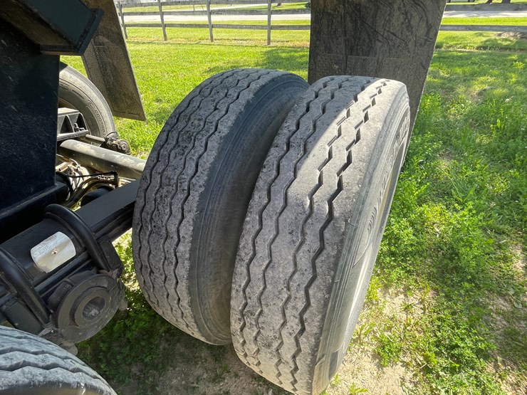 #6154-•-2016-klement-frameless-tri--axle-rock-tub-semi-trailer-(has-title)-image-8