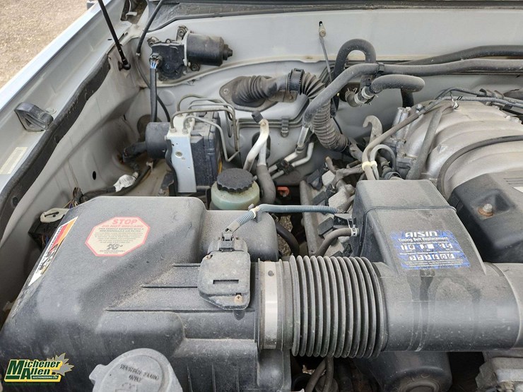 2002-toyota-sequoia-limited-image-23