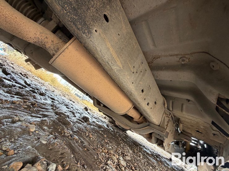 2011-ford-f250-image-16