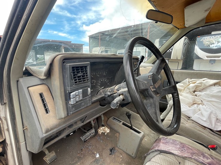 1992-chevrolet-k2500-image-36
