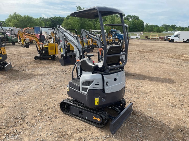 #2033-•-unused-2026-ats-mini-excavator-image-2