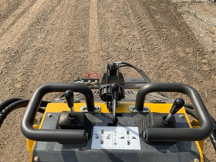 #1010-•-unused-ssll60-mini-skid-steer-image-16