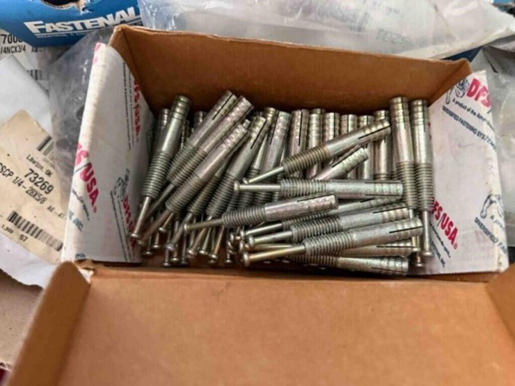 box-of-misc.-nuts,-bolts-image-8