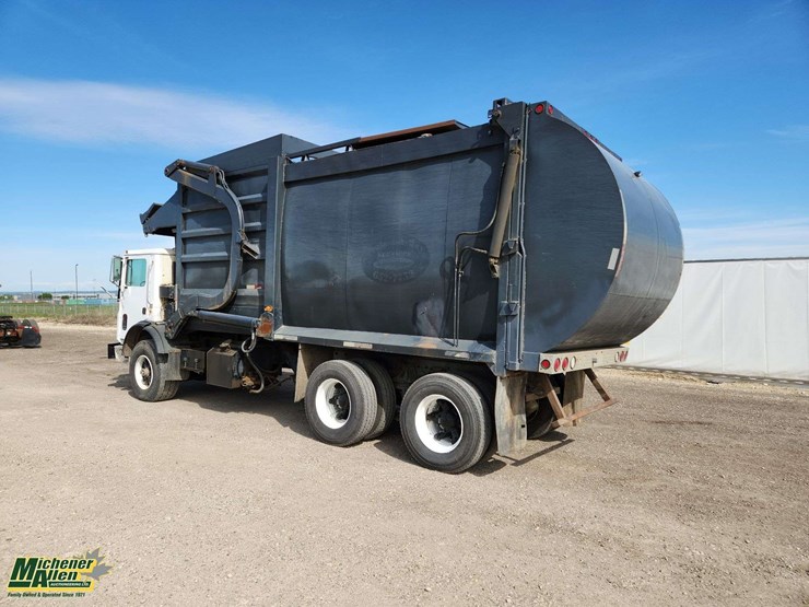 1999-mack-mr690s-image-2