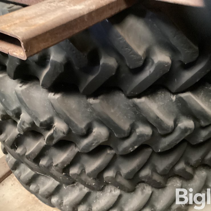 Goodyear 320/90R50 Sprayer Tires & Rims