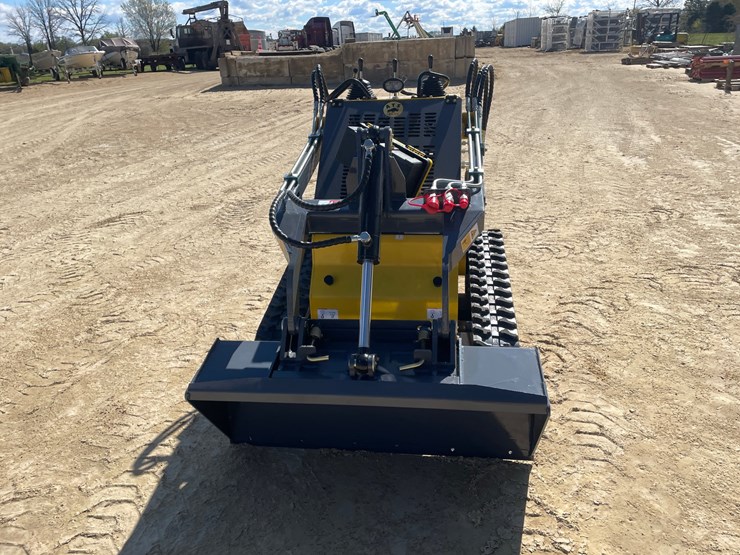 #1114-•-new-ats-ride-on-mini-skid-steer-loader-image-2