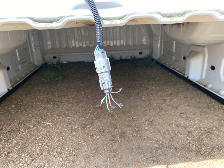 #7418-•-2020-and-newer-chevrolet-take-off-box-with-tailgate-(antigo,-wi)-image-19