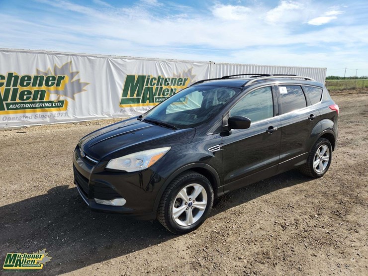 2015-ford-escape-image-1