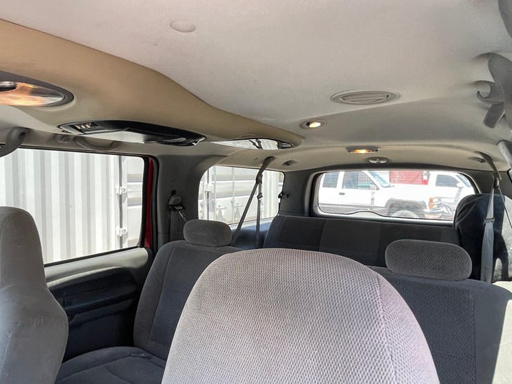 2002-ford-excursion-image-41