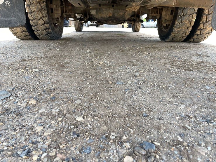 2014-dodge-ram-5500-image-24