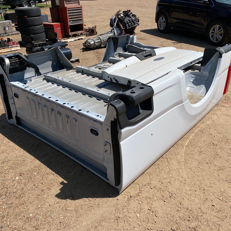 #7417 • Ford Super Duty Takeoff Box with Tailgate (Antigo, WI)