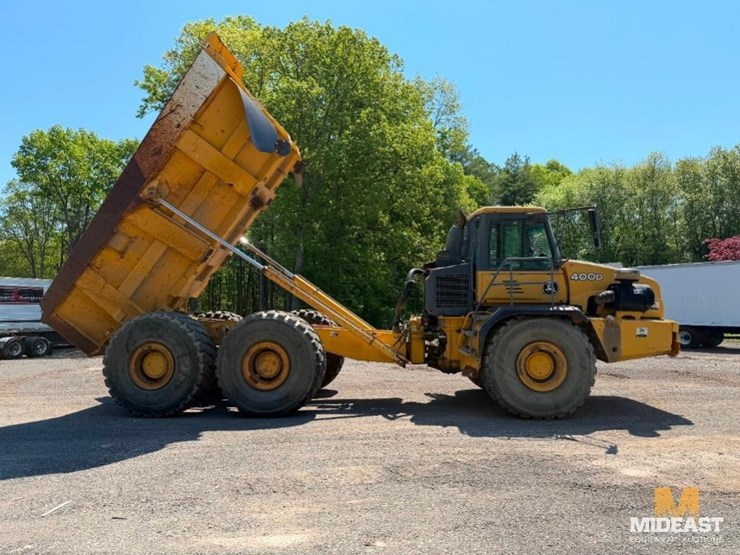 deere-400d-image-15