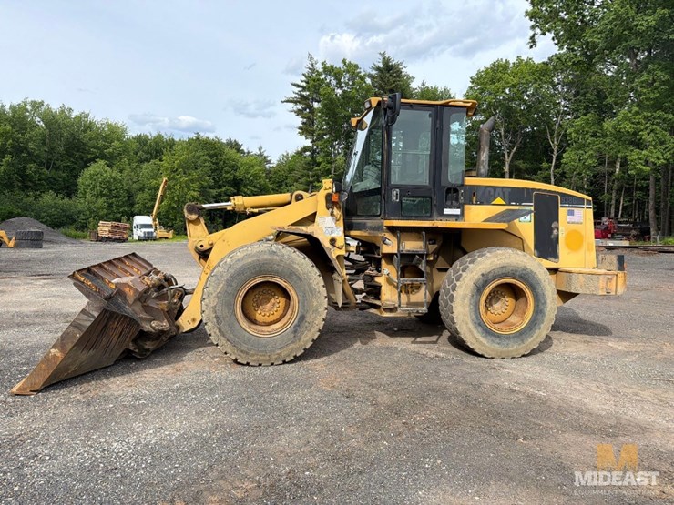 1997-caterpillar-938g-image-2