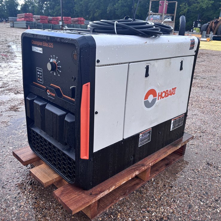 #2804 • CHAMPION ELITE GAS WELDING MACHINE