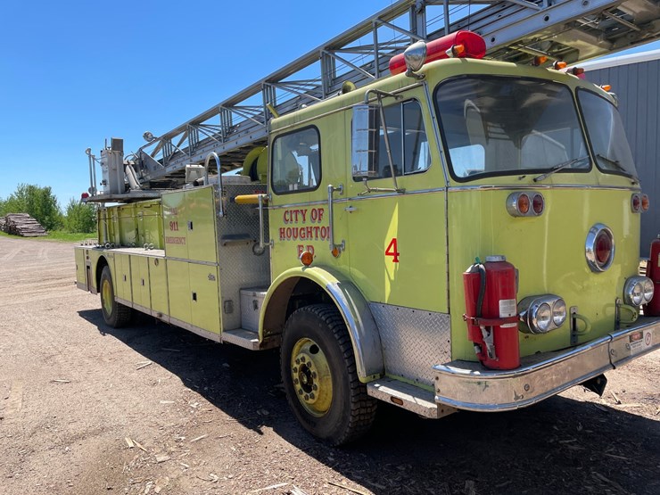 #7035-•-1970-seagrave-fire-engine-(wi-title-in-delay)-(deerbrook,-wi)-image-3