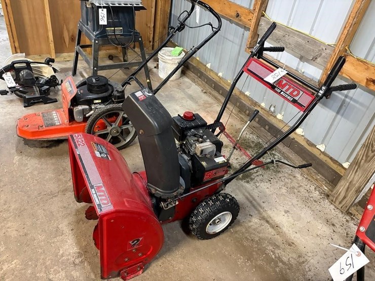 mtd-yard-machines-5/22-snowblower-image-4