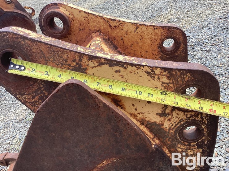 17.5”-excavator-bucket-image-15
