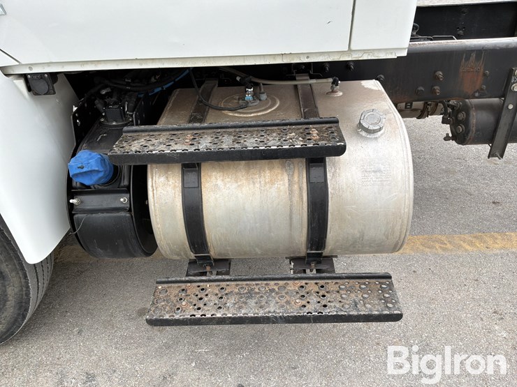 2019-international-4300-sba-image-19