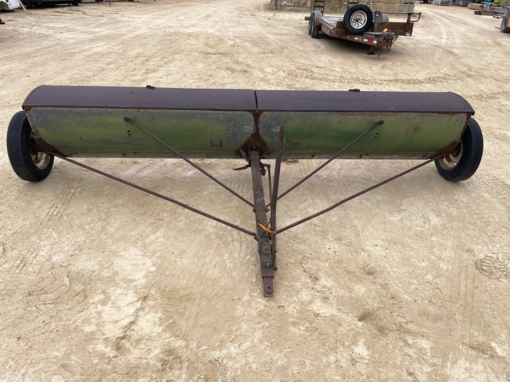 #2015-•-antique-john-deere-lime-spreader-image-2
