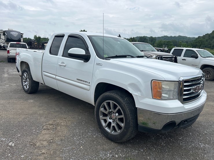 2008-gmc-sierra-1500-image-4