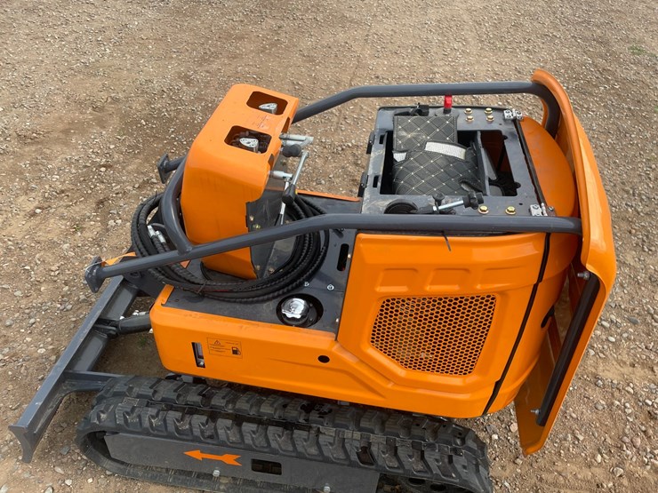 #2015-•-unused-2026-landhonor-mini-excavator-image-9
