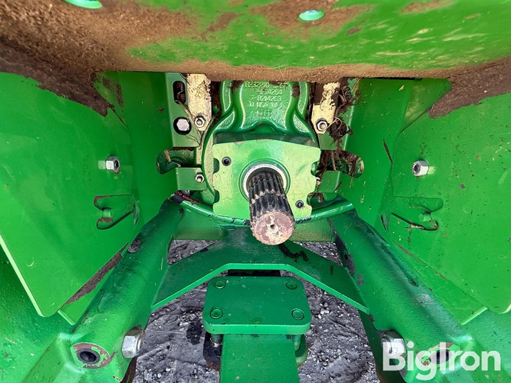 2012-john-deere-8285r-image-12