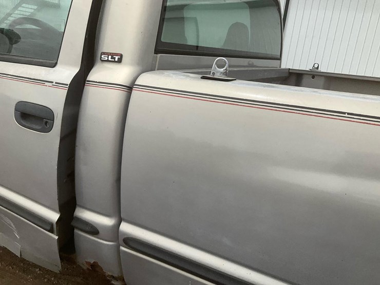 1999-dodge-2500-image-21