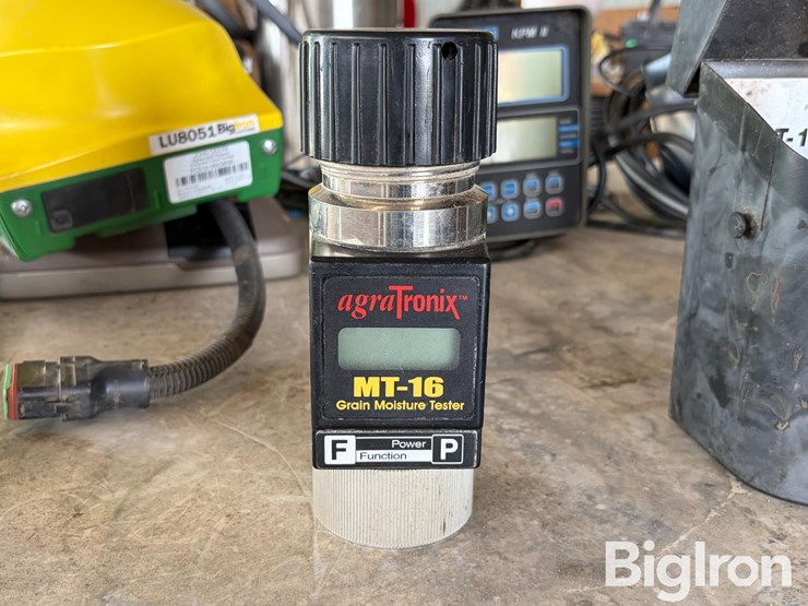agratronix-mt-16-grain-moisture-tester-image-1