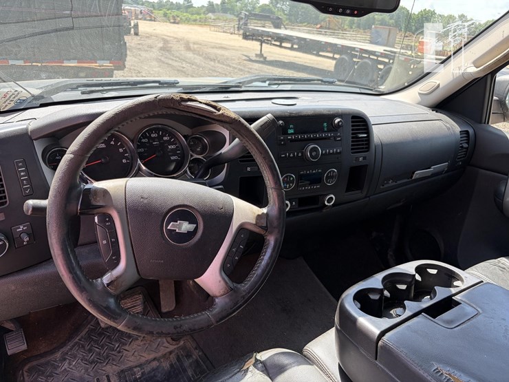 2008-chevrolet-silverado-1500-image-12