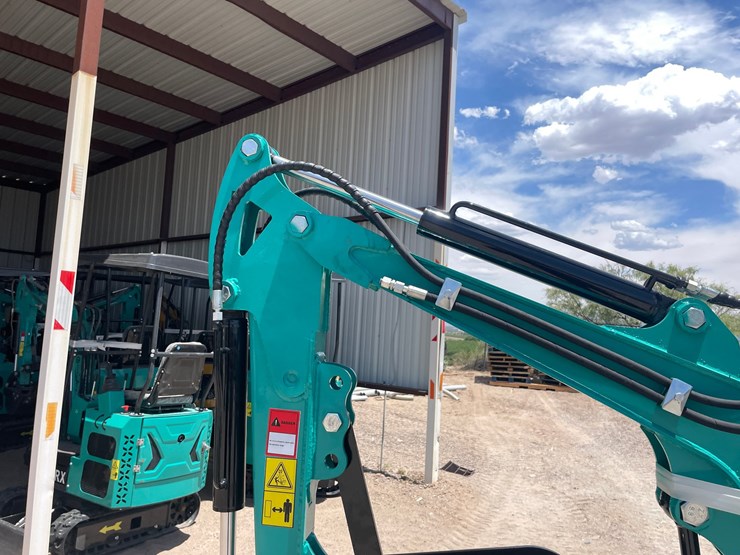 #2657-•-unused-cfg-mini-excavator-image-15