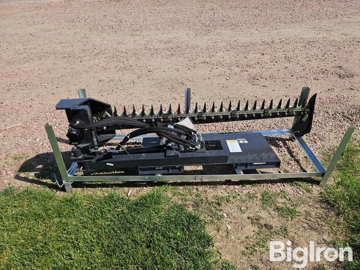2026-wolverine-sbm-12-72w-sickle-bar-mower-skid-steer-attachment-image-2