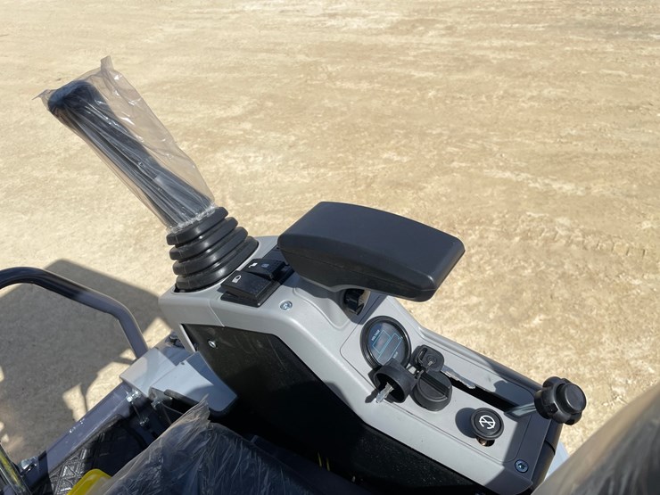 #1109-•-new-ats-me18-mini-excavator-image-7
