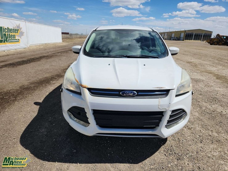 2016-ford-escape-se-image-9
