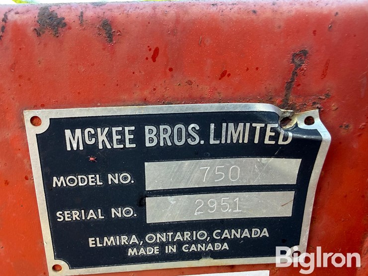 mckee-bros,-limited-750-3-pt-2-stage-snow-blower-image-17