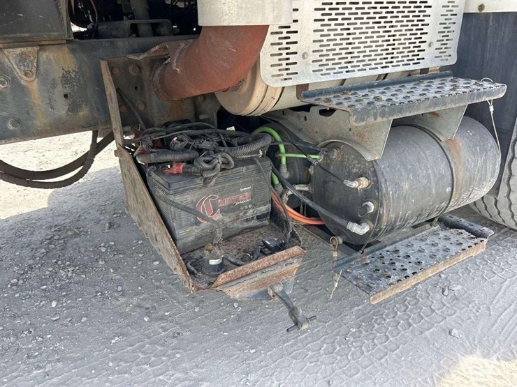 2013-international-workstar-7600-image-26