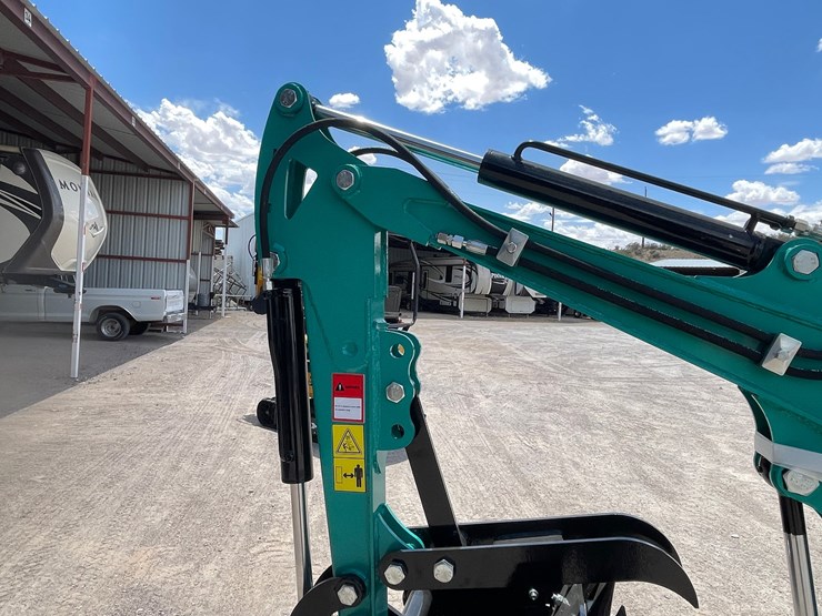 #2653-•-unused-cfg-mini-excavator-image-21