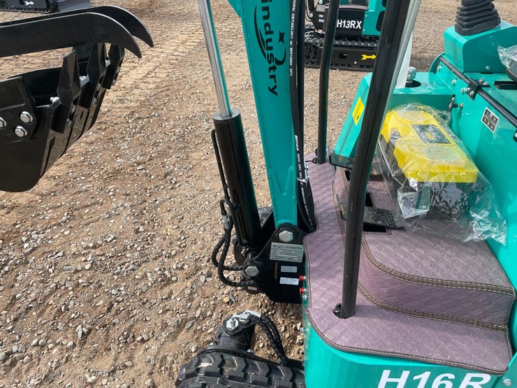 #2023-•-2026-cfg-h16r-mini-excavator-image-17