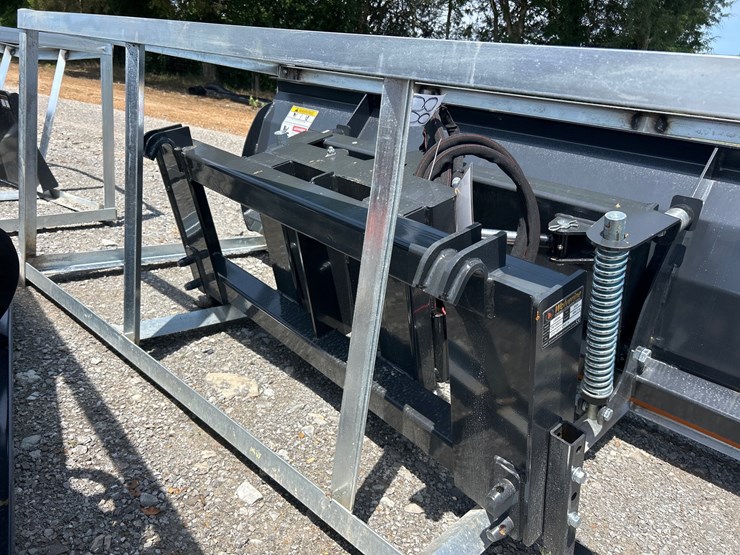 deere-300-image-4