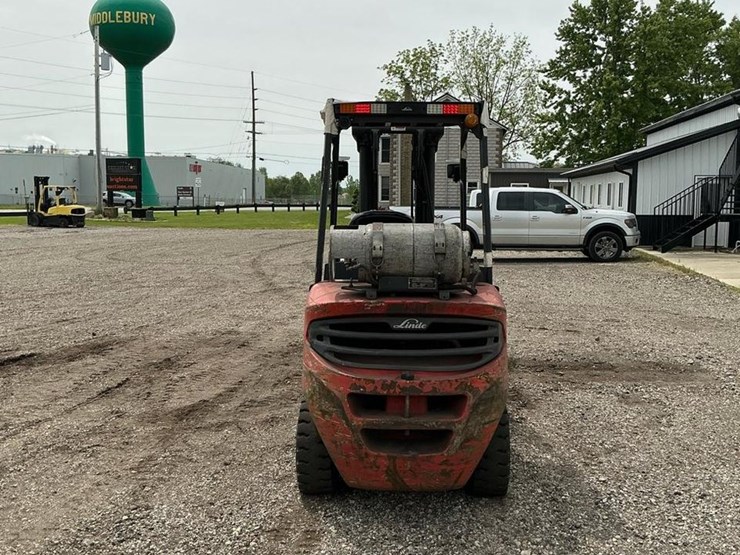 #1363-•-2017-linde-ht30t-forklift-image-4