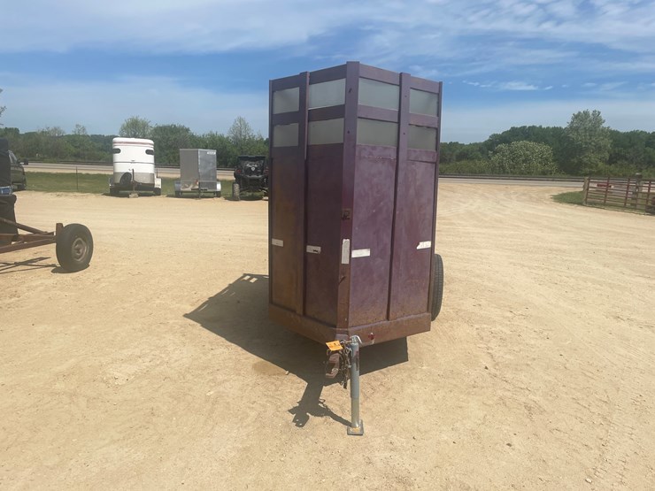 #514-•-10'-livestock-trailer-(no-title)-image-2