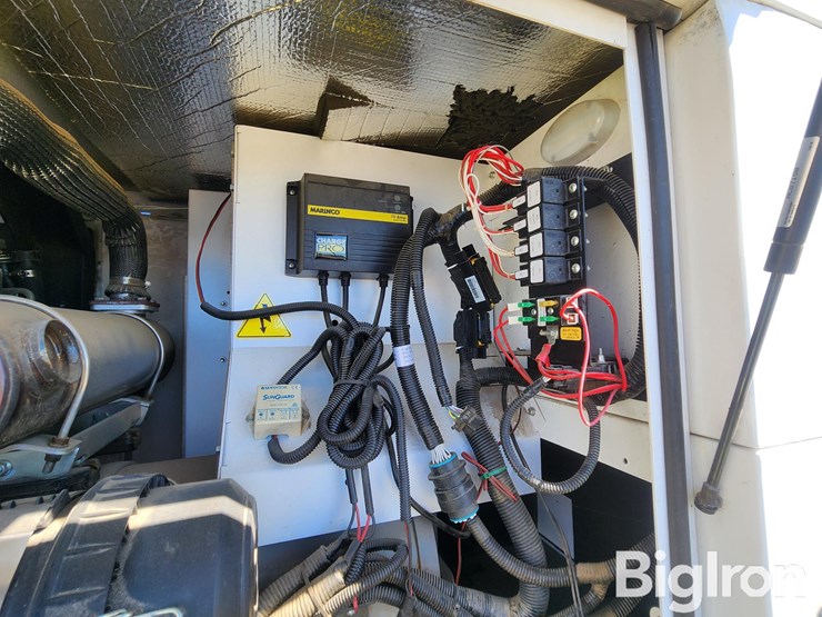 2018-generac-mmg251f4-22kw-portable-generator-image-16