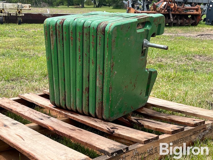 john-deere-suitcase-weights-image-1