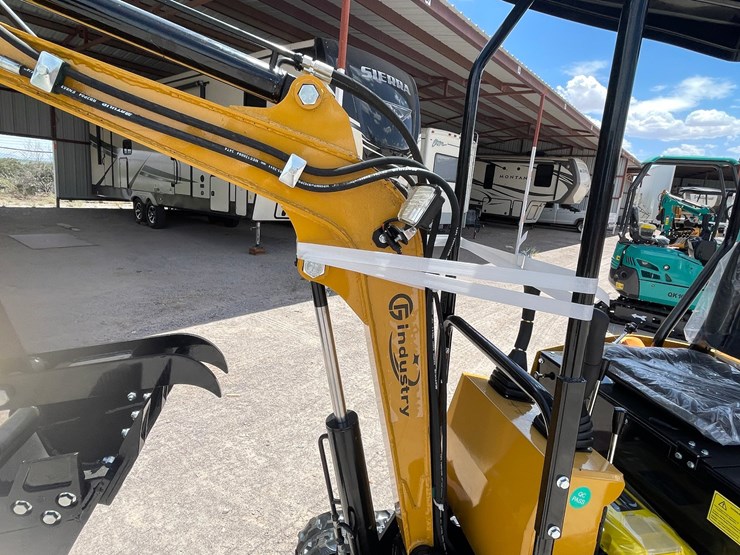 #2651-•-unused-cfg-mini-excavator-image-19