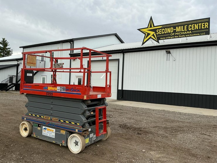 #1303-•-2007-skyjack-sj4632-scissor-lift-image-3